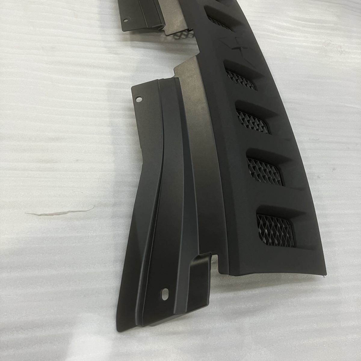 三菱 デリカD5 DELICA フロント グリル マットブラック