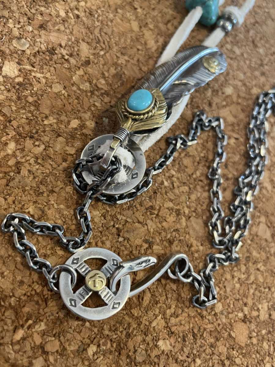 goro's ゴローズ 上銀金縄ターコイズ特大フェザー細角チェーン金メタル