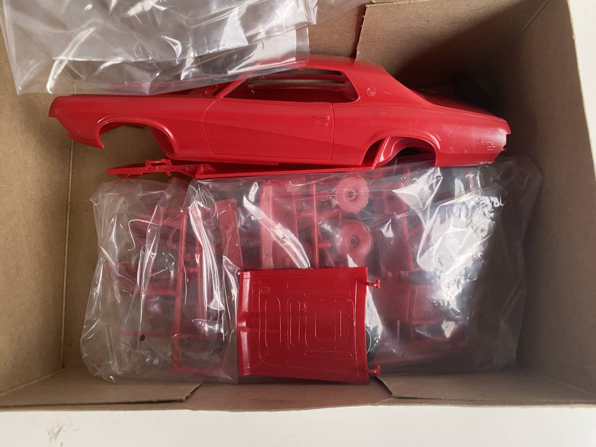 未使用・未開封品) MPC 1/25 ダイノ ドン・ニコルソン クーガー