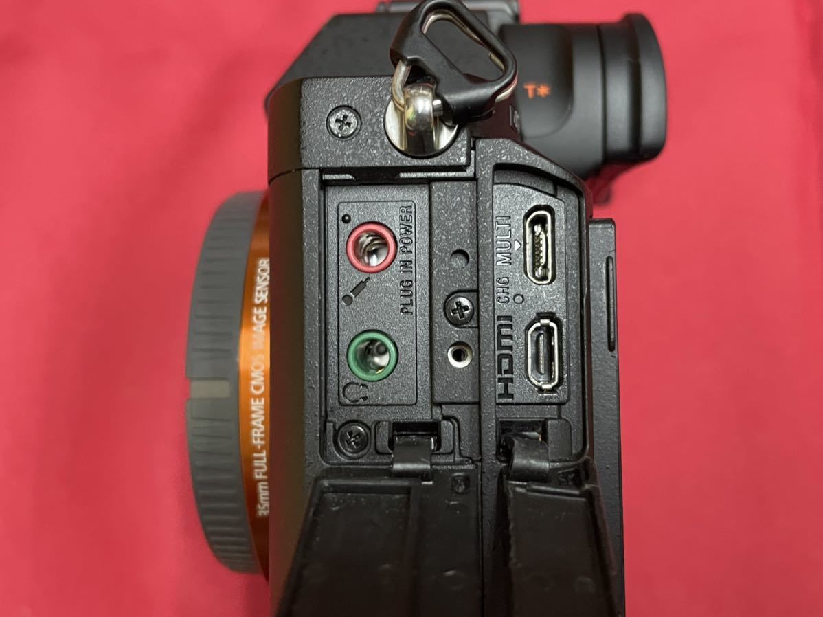 中古美品 SONY α7SⅡ ILCE−7SM2 ワンオーナー品 予備バッテリー付き