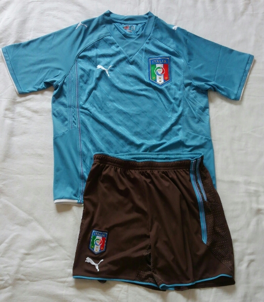 買う格安 2009 イタリア代表コンフェデ杯ユニホーム 上下 US－Mサイズ