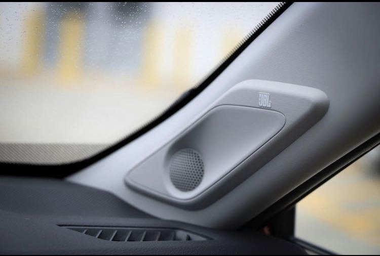 ☆限定1セット☆RAV4 Aピラーカバー JBL 北米仕様 USトヨタ 純正 ☆限定1セット☆RAV4 Aピラーカバー JBL 北米仕様 USトヨタ 純正