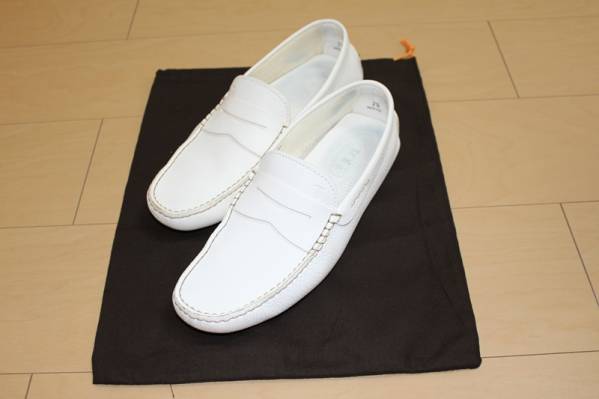 トッズ ドライビングシューズ ホワイト 美品 美品』TOD'S 【公式通販】