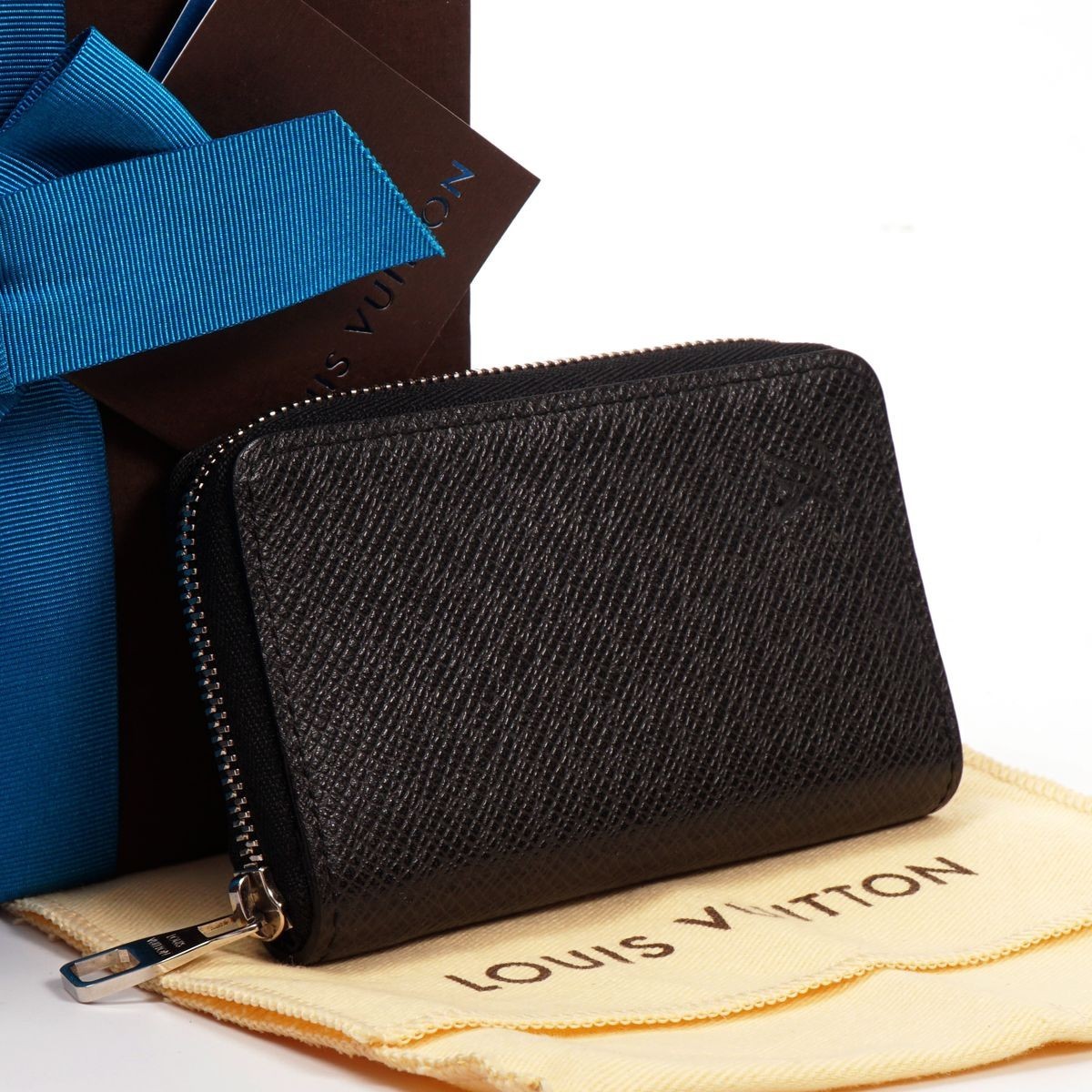 LOUIS VUITTON ルイヴィトン タイガ ジッピーウォレット 長財布 
