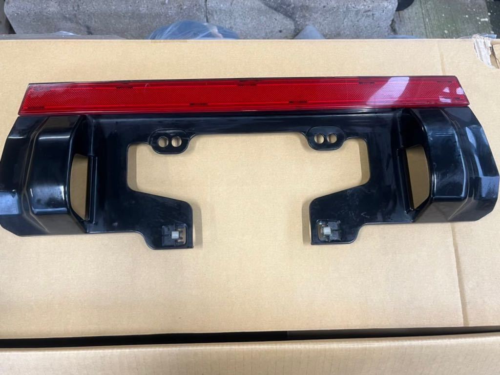 AE86 トレノ後期 テールランプ ガーニッシュ3点 の入札履歴 - 入札者の順位