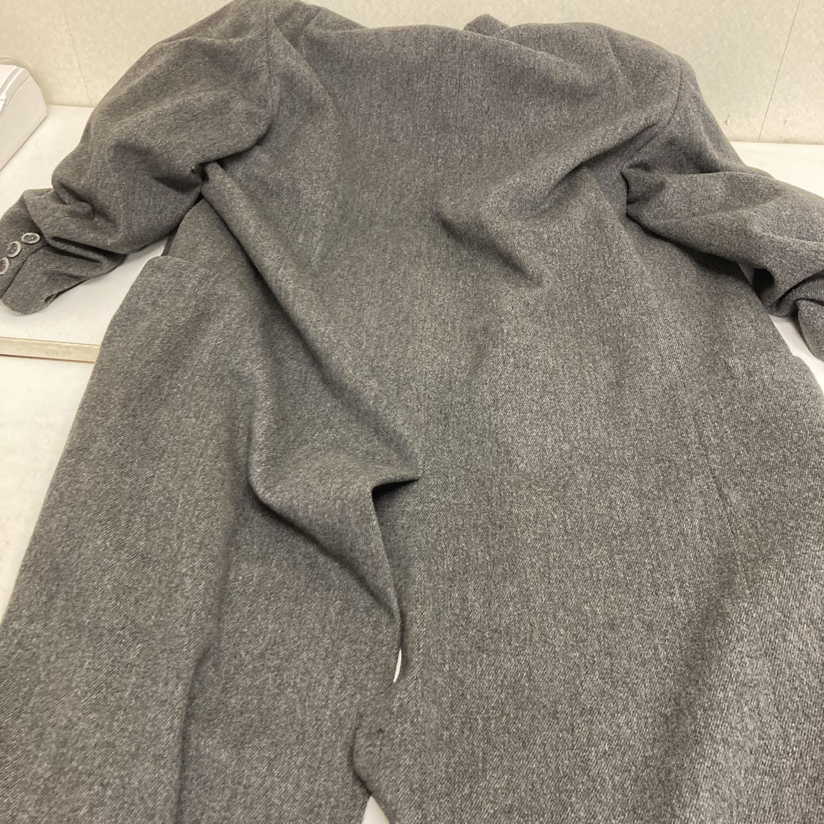 メンズ服　まとめ売り　No.6 タグ付け品　未開封品多数あり まとめ売り メンズ アウトドアブランドMIX 8H12G 口紅ほか J74523932