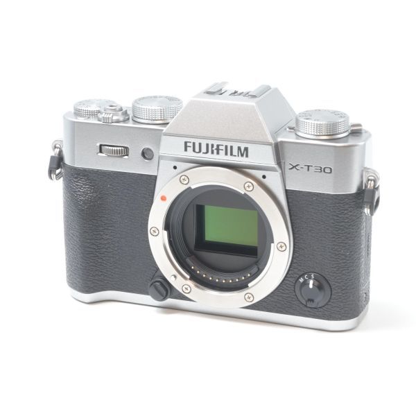 X-T30 富士フイルム、APS-Cミラーレスカメラ「X-T30 ミラーレス一眼 