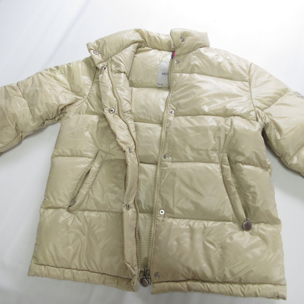 美品 MONCLER モンクレール BERGERAC ベルジュラック ダウンジャケット 美品 MONCLER モンクレール BERGERAC ベルジュラック ダウンジャケット