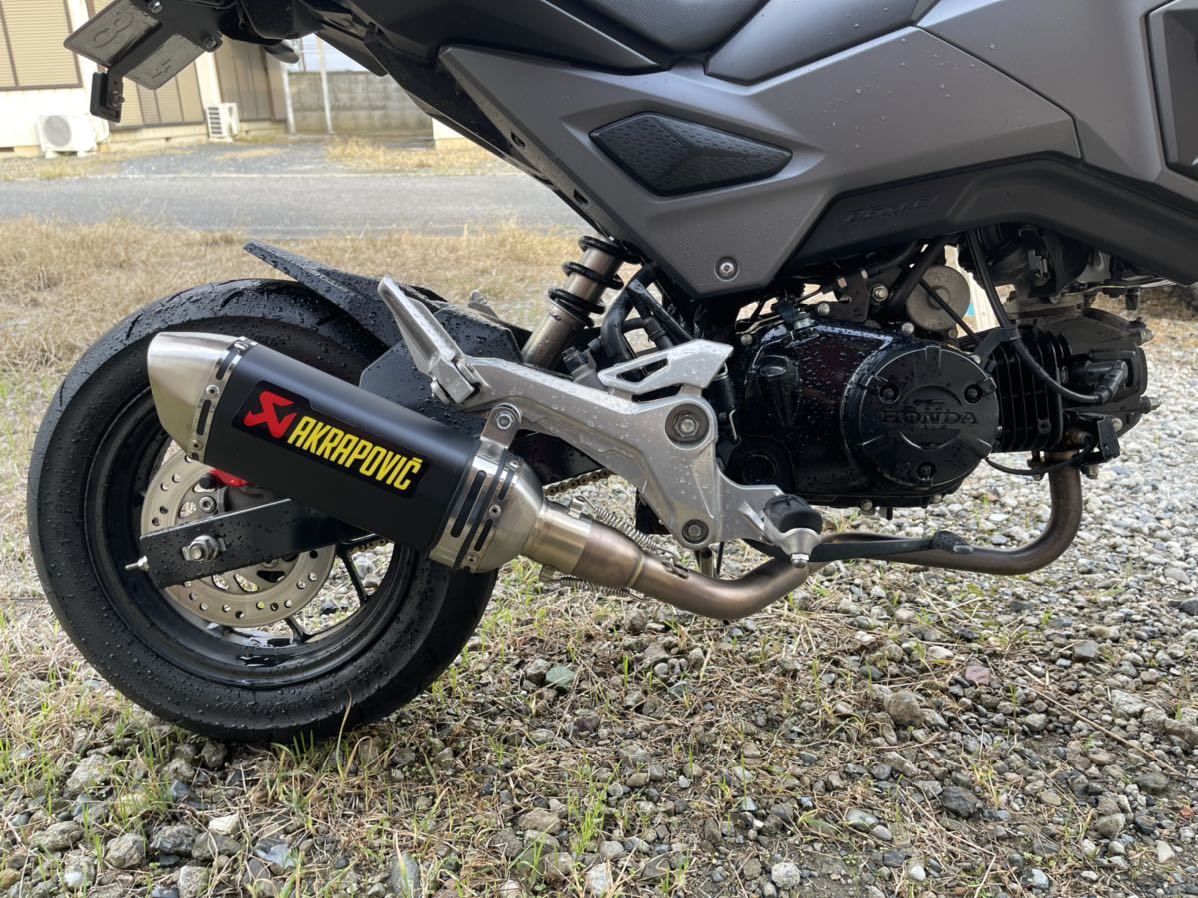 ホンダ　グロム125 アクラピボット?　マフラー　アップタイプエキパイも要加工　JC61後期
