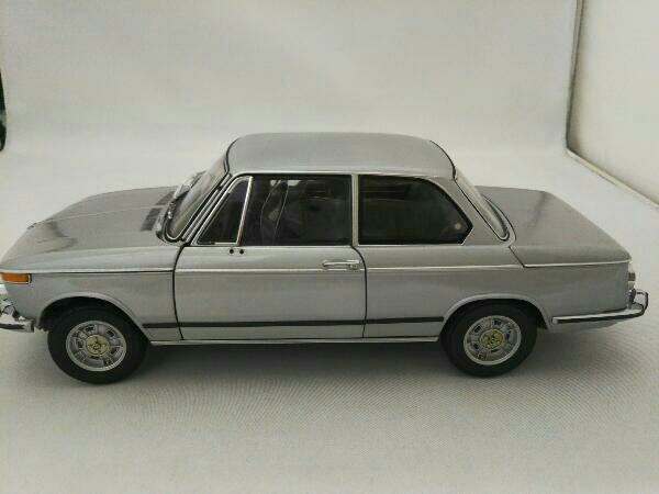 京商 1/18 BMW 2002til シルバー