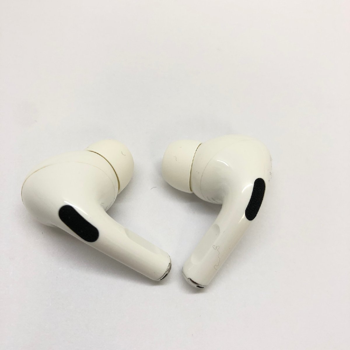 【豊富な，SALE】 MIN【中古品】 MSMK Apple Air Pods Pro MWP22J A 〈93-221017-MK-15-MIN〉