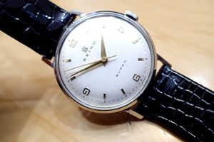 セイコー sマークのYahoo!オークション(旧ヤフオク!)の相場・価格を