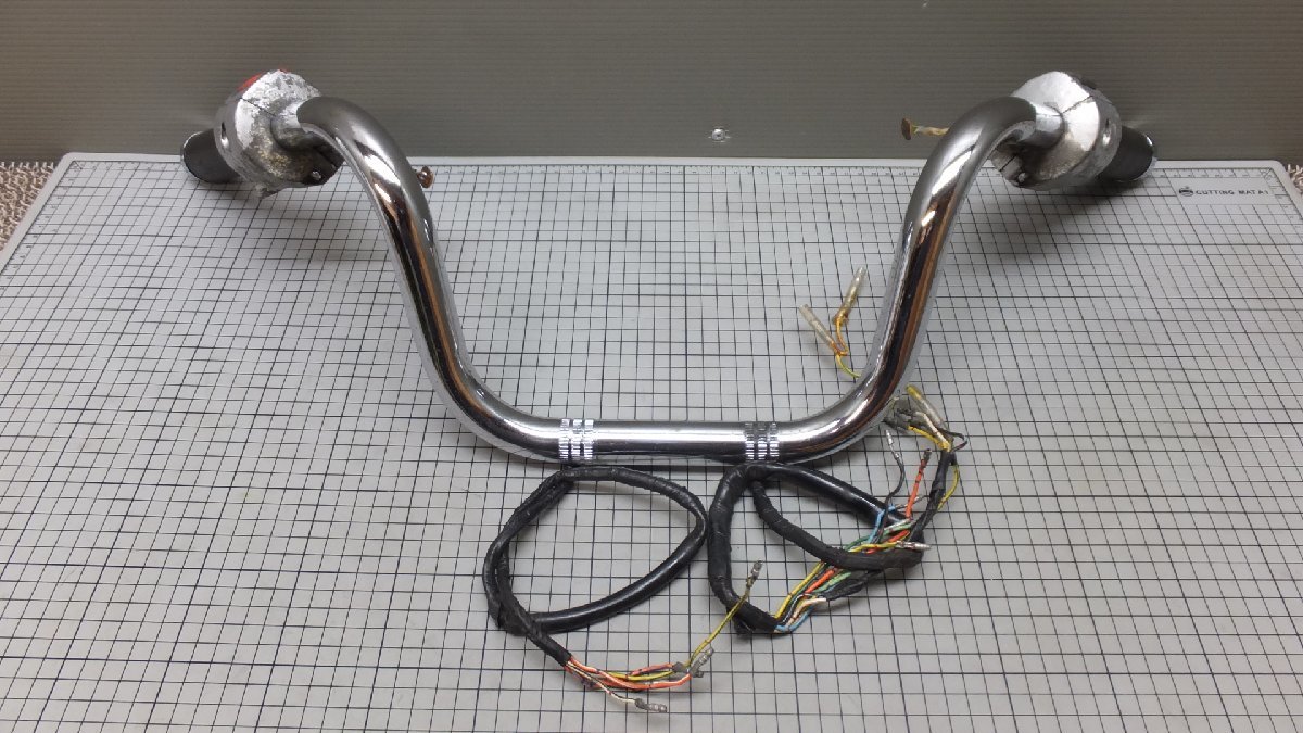 IU イントルーダー1400 VX51L アップハンドル 純正 検 INTRUDER 800 1500 38B 絶版 希少