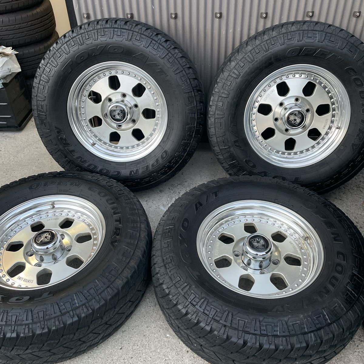 デイトナ　センターライン+トーヨーオープンカントリー 265/70R16 2019年製　パジェロなど！