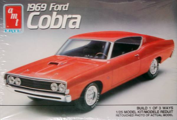 ★04 AMT/1969 フォード　コブラ (1:25) AMT6893