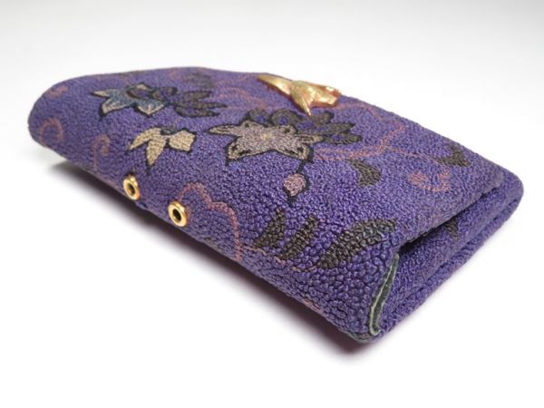 4005】堤物 ＜検＝印籠・根付＞ 明治時代 相良刺繍 刻み莨入（初品