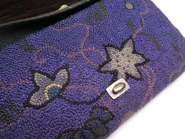 4005】堤物 ＜検＝印籠・根付＞ 明治時代 相良刺繍 刻み莨入（初品