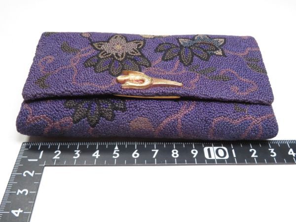 4005】堤物 ＜検＝印籠・根付＞ 明治時代 相良刺繍 刻み莨入（初品