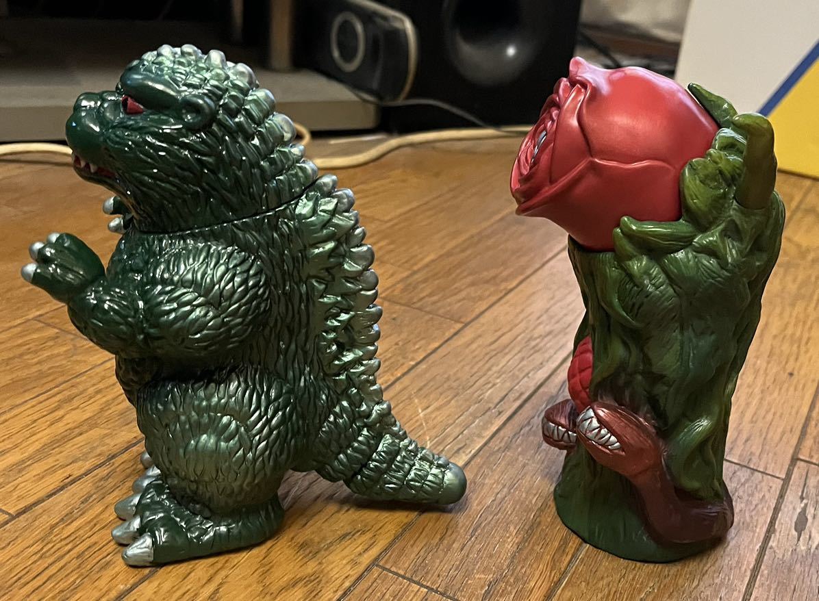 ゴジラ ソフトビニール人形 トーイパイレーツ製 ゴジラとビオランテ 2