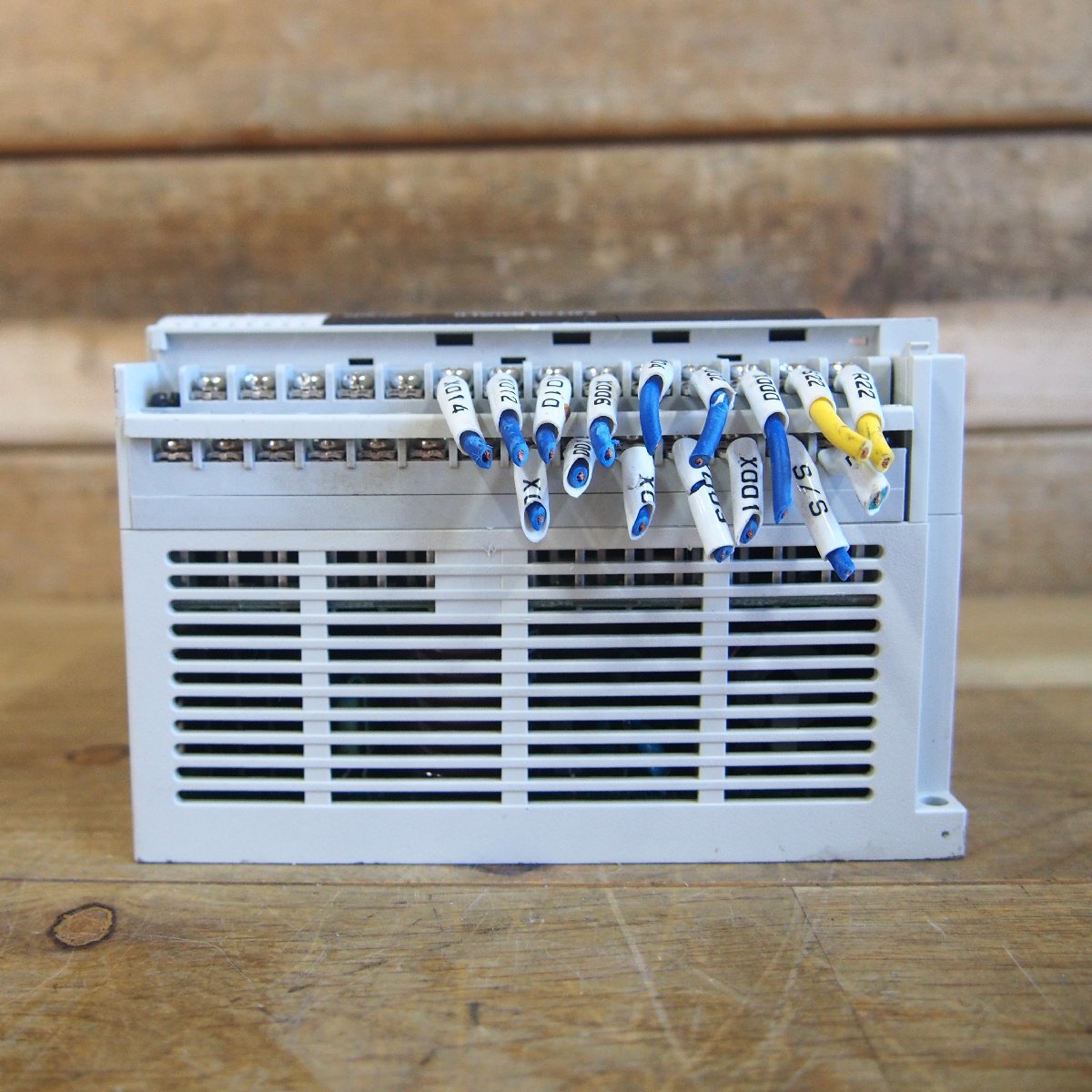 | MELSEC 製品情報 三菱電機FA FA統合コントローラ シーケンサ FAトップインタビュー三菱電機、10年ぶりのコントローラ新製品 統合 特長 プログラマブルコントローラ プログラマブルコントローラ通販・販売 製品 MISUMI(ミスミ) 三菱 MX-Rモデル 日本電機工業会