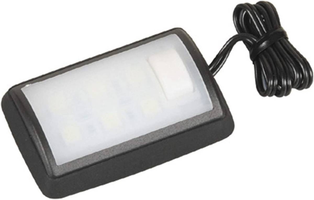 ラゲッジルーム用LED/白 エーモン(amon) ラゲッジルーム用LED 8000ケルビン 白・6灯 2924_1