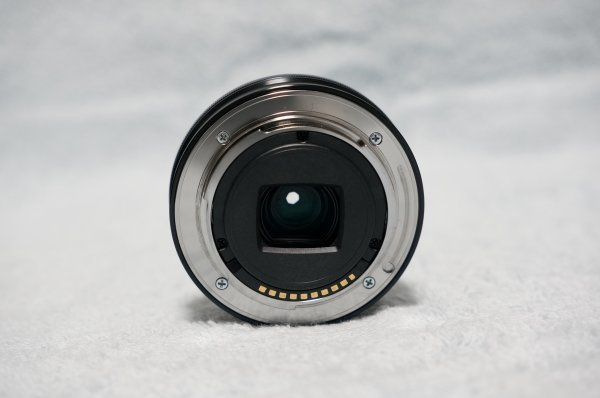 ◇ソニー Eマウント用 APS-C単焦点レンズ SONY E20mm F2.8 E2.8/