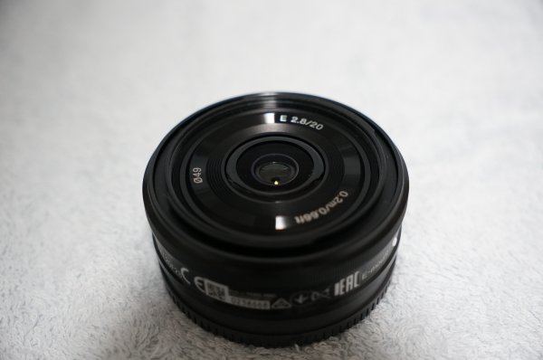 ◇ソニー Eマウント用 APS-C単焦点レンズ SONY E20mm F2.8 E2.8/