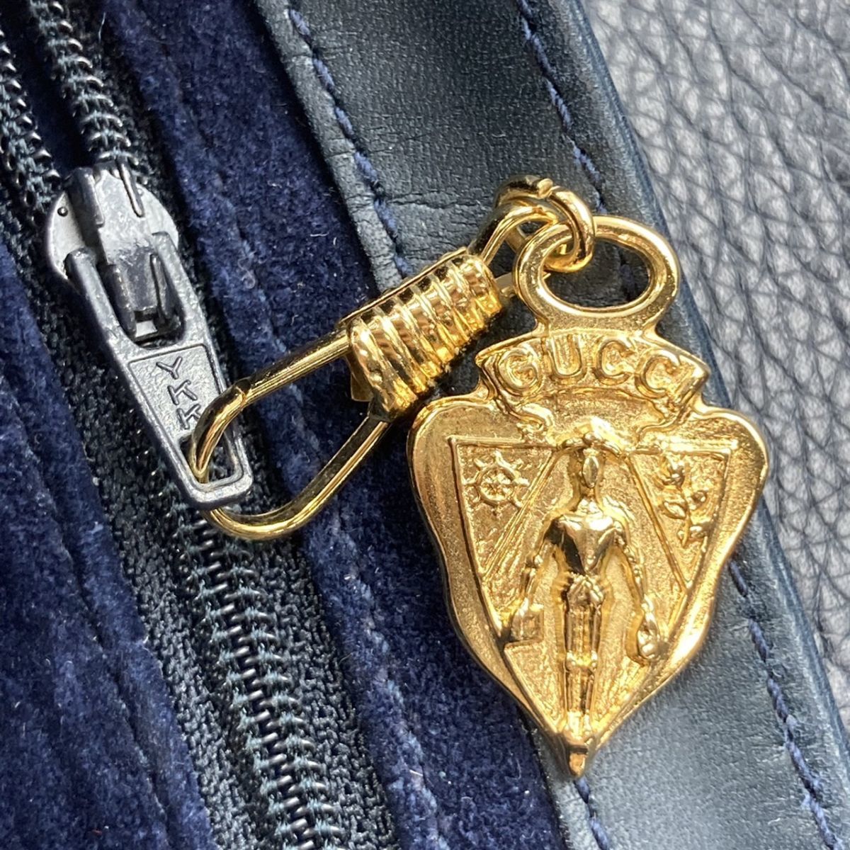 H706-A99-27 GUCCI グッチ オールド ショルダーバッグ 007-14-0087 GG 