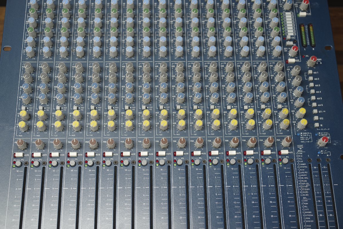 ALLEN&HEATH Mix Wizard WZ3 16:2 アナログミキサー □簡易動作確認済