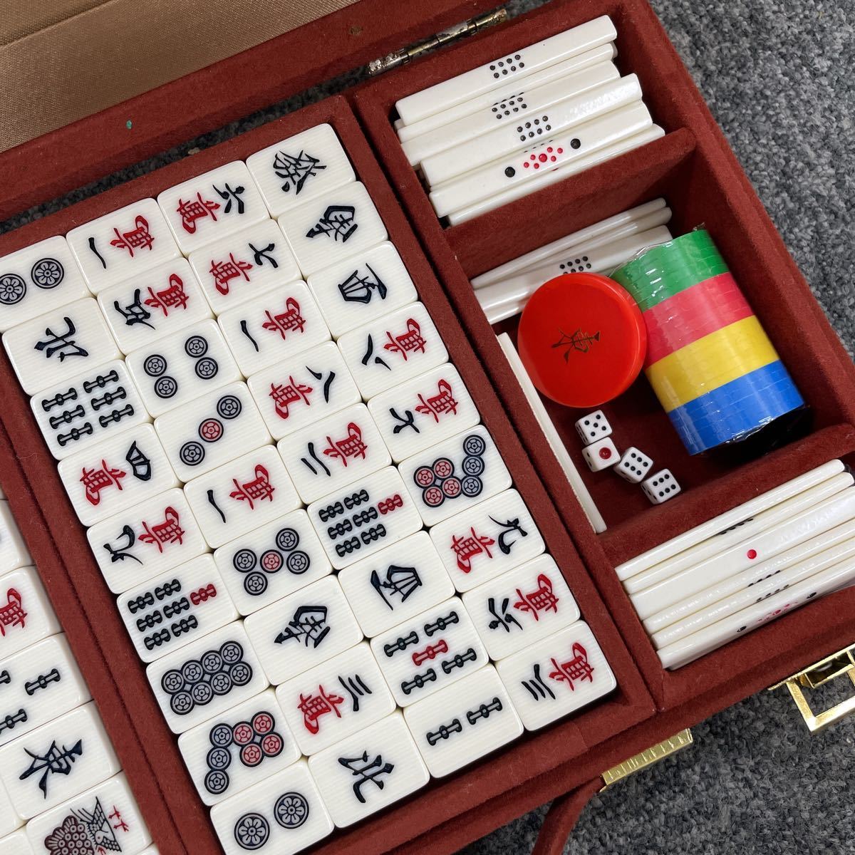 任天堂　麻雀パイ 55373】任天堂 麻雀牌 高級素材 象牙風 背竹 マージャンパイ レトロ