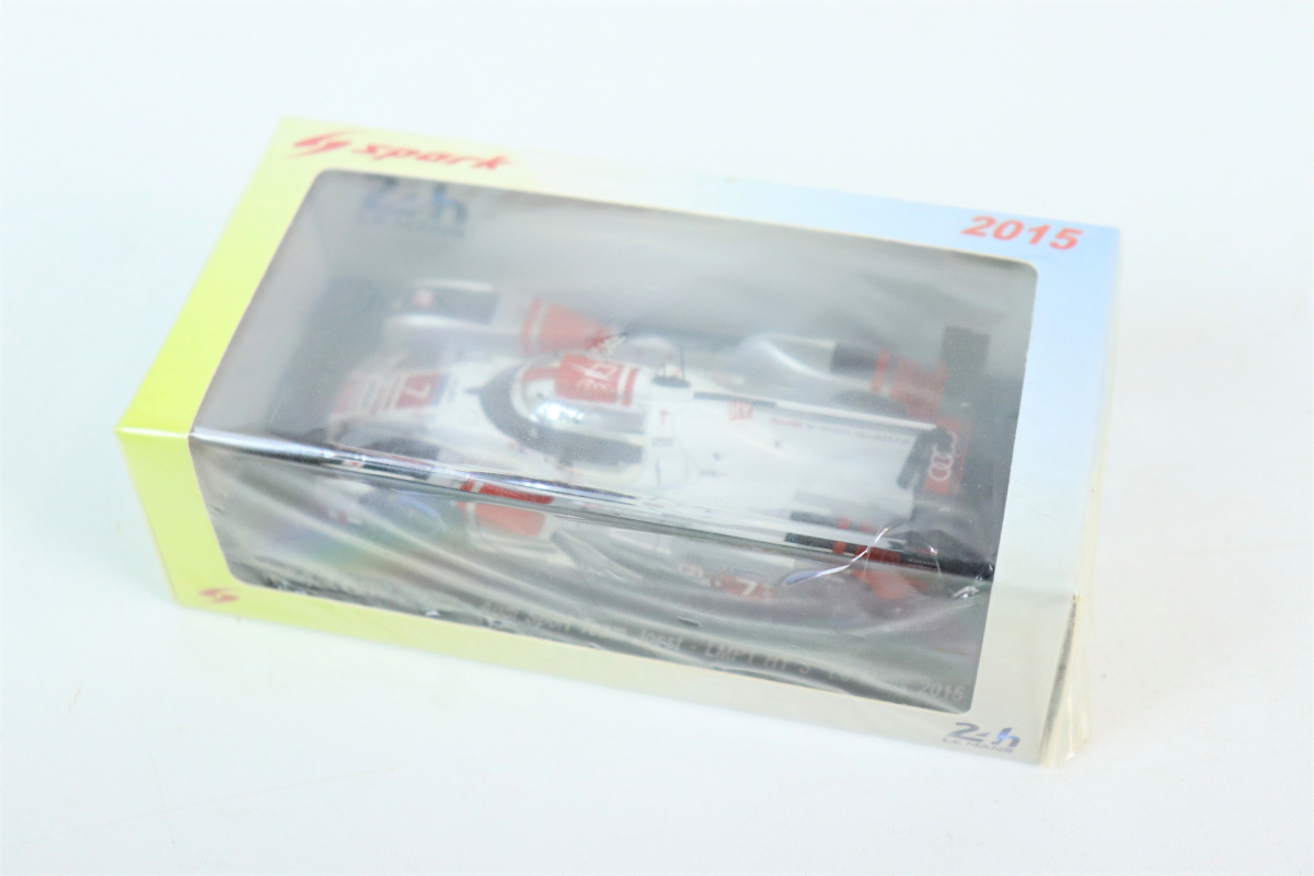 【定番人気，高品質】 Spark 1/43 アウディ R18 e-tron quattro Audi Team Joest LMP-1 Le Mans 2015 レーシングカー 箱付き 004JREP40(レーシングカー)｜売買されたオークション情報、yahooの商品情報をアーカイブ公開 - オークファン レーシングカー
