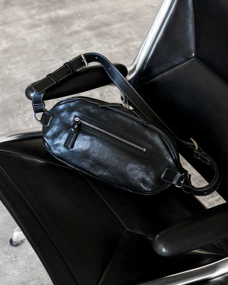 美品 定価:64900円 【土屋鞄製作所】ツチヤカバンセイゾウショ  