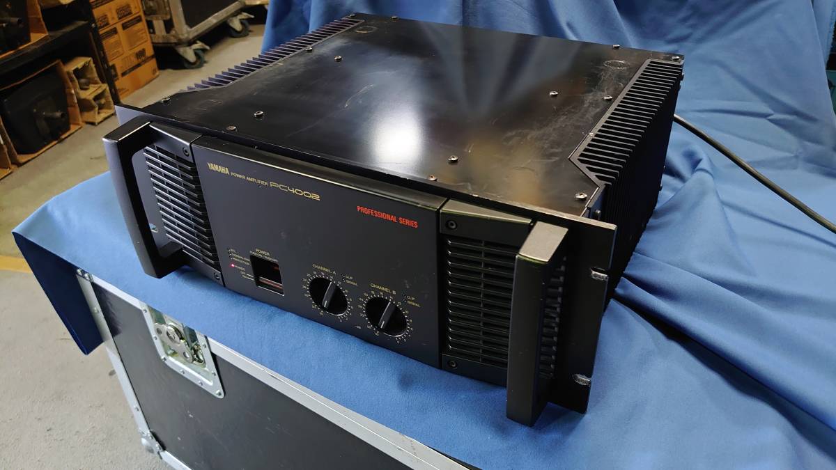 YAMAHA PC4002 音出し確認済 YAMAHA パワーアンプ PC4002 Amplifier
