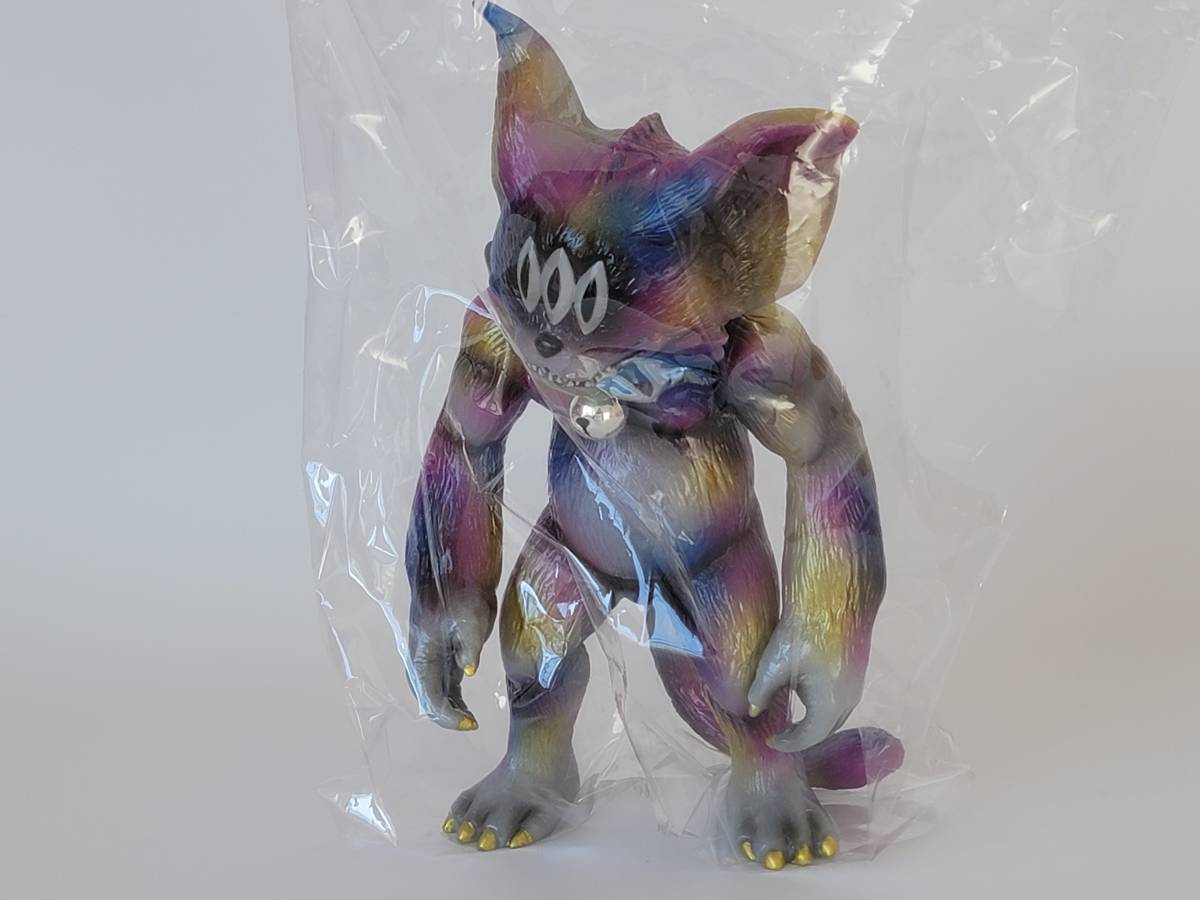 アートジャンキー【暴力猫】バイオレントキャット(墓場の蓄光） 暴力猫