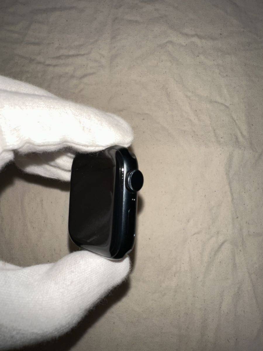 【超美品】Apple Watch SE（第2世代：GPSモデル）40mmミッドナイトアルミニウムケースとミッドナイトスポーツバンド MNJT3JA Watch Apple 40mm 100% ミッドナイト公式WEB ミッドナイト公式認定