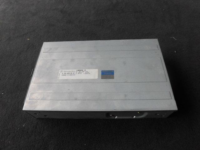 ◆'00 ベンツ W220 S320 CDナビ本体(品番①：A 220 820 05 97 / 品番②：A 220 827 38 59) ※1999年版 CDロム付◆