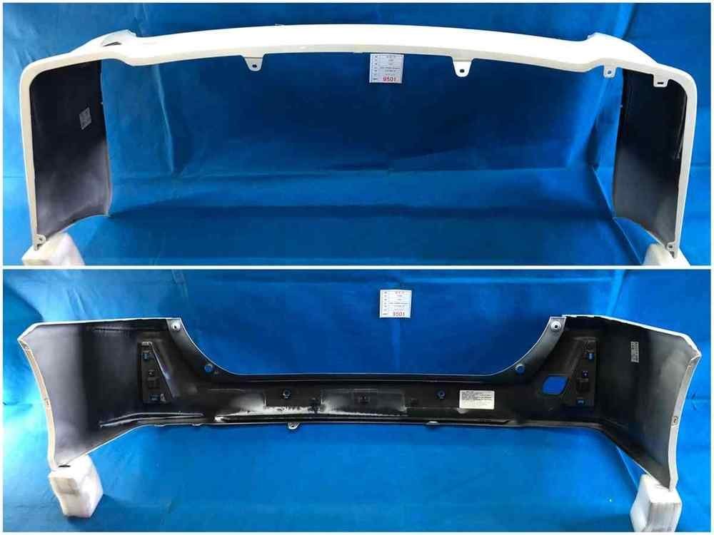 トヨタ ヴォクシー ZRR80W リアバンパー 070 52159-28961-A0(リア