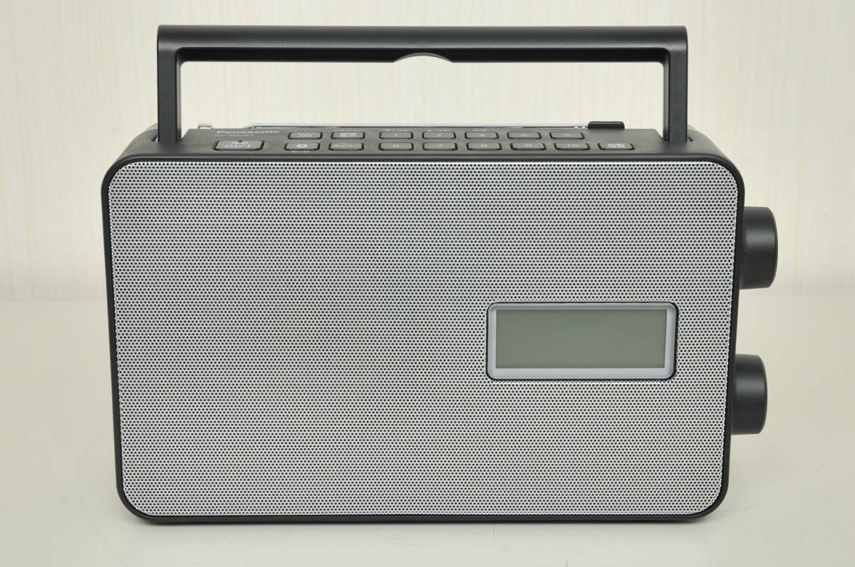 AM/FM 2バンドレシーバー【Panasonic】パナソニック RF-300BT Bluetooth ラジオ 防滴 ワイドFM／中古品