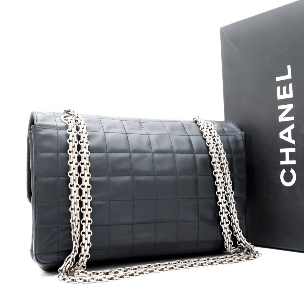 1円~【 外箱付き 】◇極美品◇ CHANEL シャネル 2.55 エナメル チョコ 