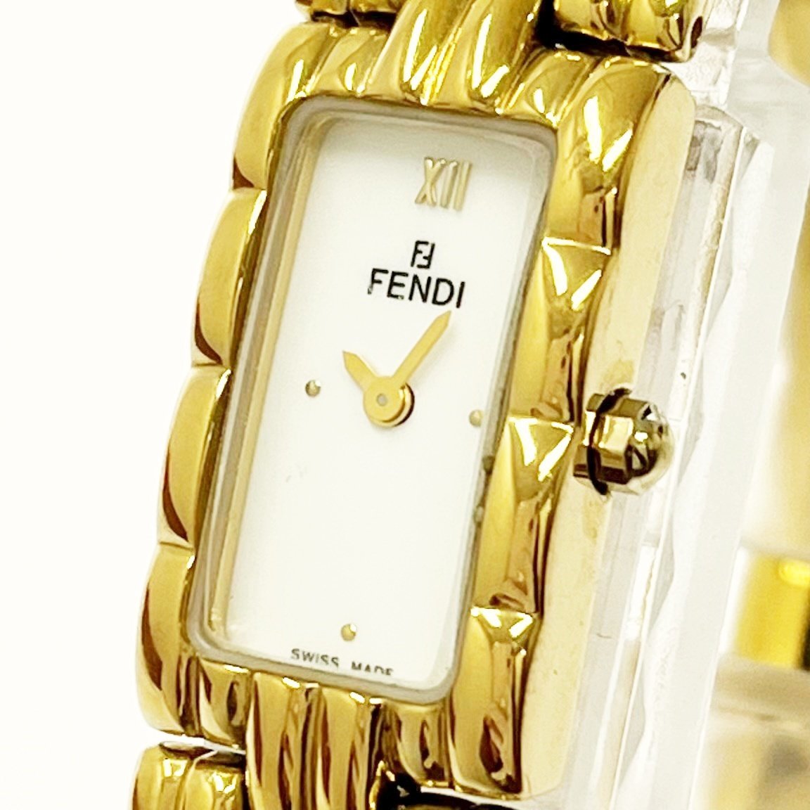 1円スタート】FENDI フェンディ 670L オロロジ GP ホワイト文字盤 QZ