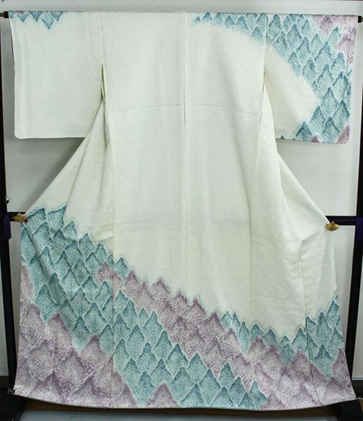 【一輝堂】MH23204=特選着物大放出！訪問着 総絞り 白地に紫水色