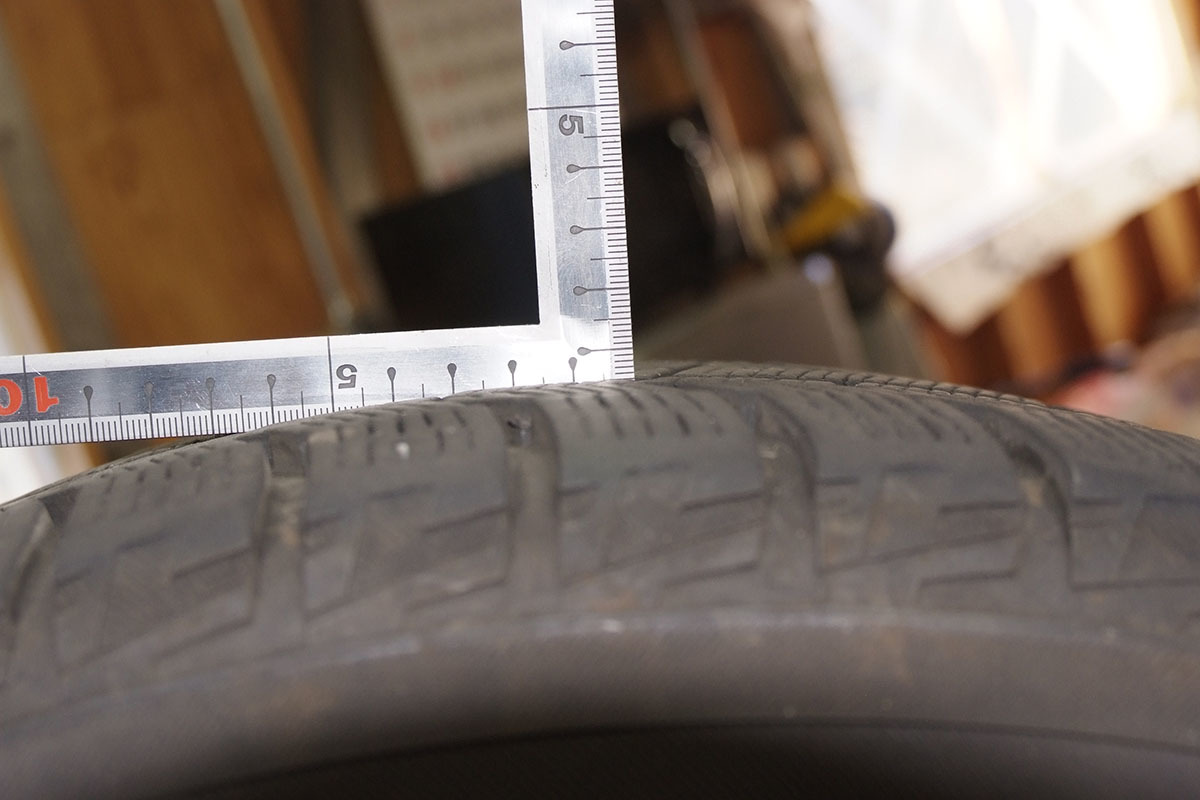 ヨコハマ アイスガード(iceGUARD iG50 PLUS)205/60R16 92Q　プリウスアルファ純正アルミホイール付_8