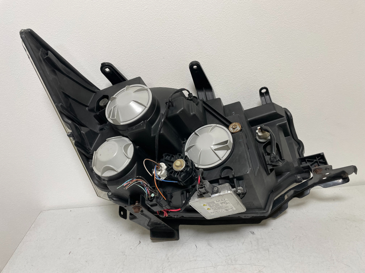 CV5W CV1W ヘッドライト CV2W HID デリカD5 デリカ 三菱 純正 KOITO 左