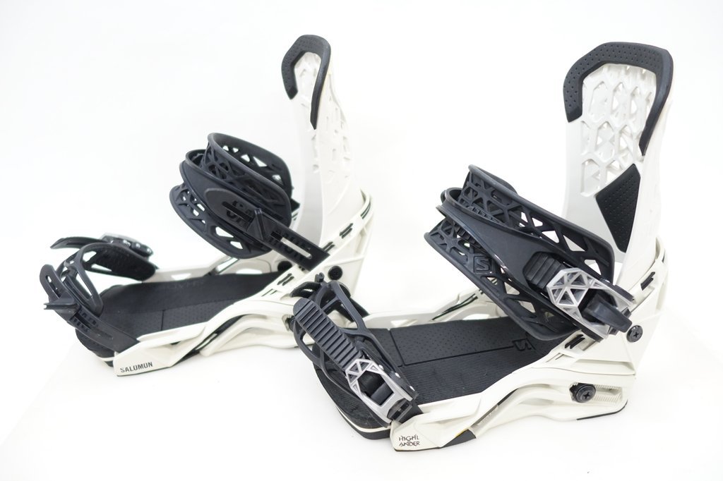 中古 美品 21/22 SALOMON HIGHLANDER Mサイズ スノーボード