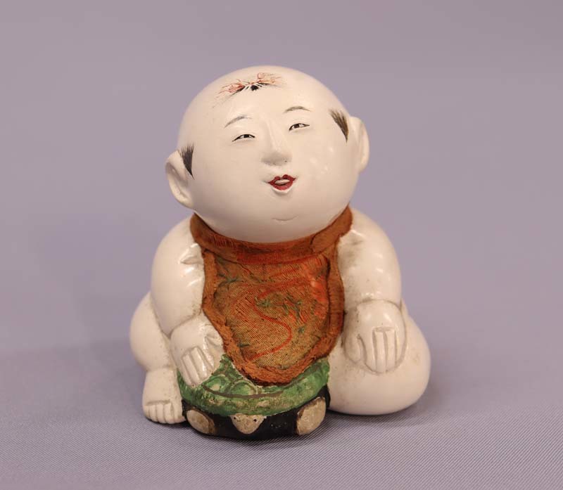 古平戸　布袋人形　高さ約27cm　江戸期　置物　愛らしい表情　オブジェ □即決□ 江戸時代 御所人形 高9.5cm 亀乗り 水引手 つくね 【公式通販】