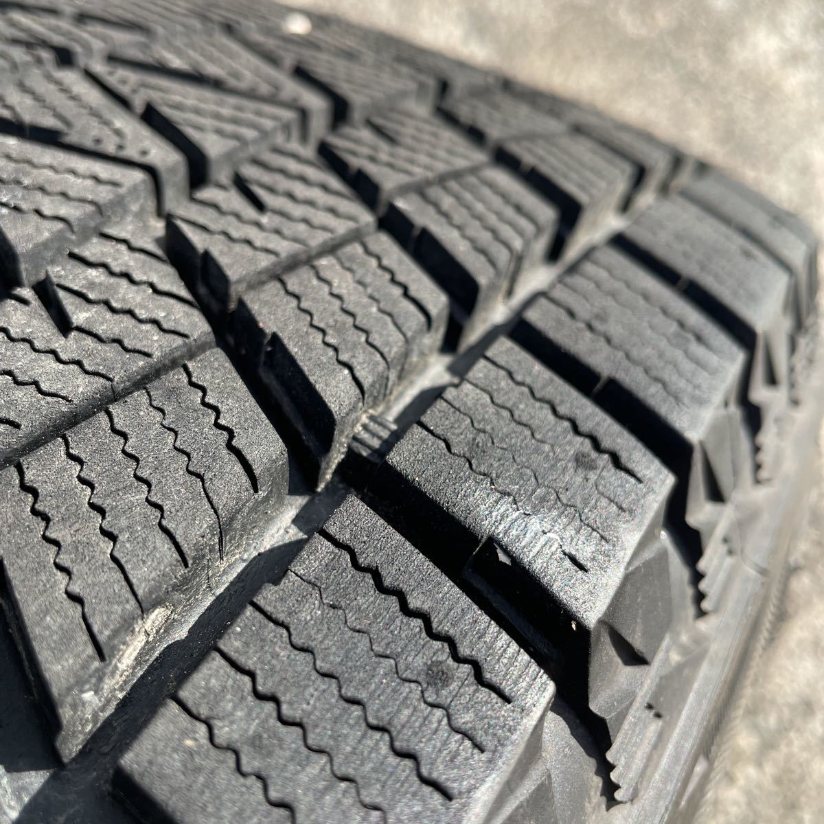 アルファード ヴェルファイア バリ山 215/65R16 スタッドレス 4本