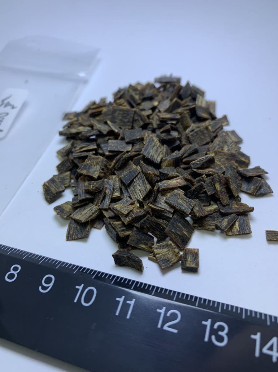 香木 伽羅】伽羅 割 10g 聞香用香木 六国五味☆香道 茶道｜沈香 伽羅
