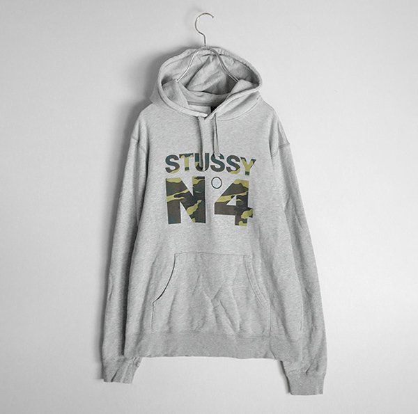 STUSSY N°4 グレー トレーナー