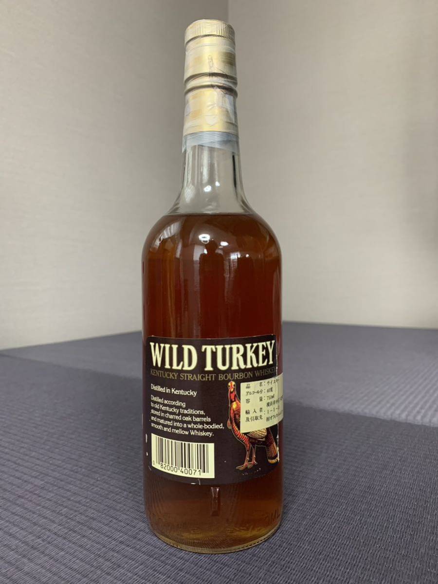 WILD TURKEY ワイルドターキー 前向き 黒ラベル 古酒 ウイスキー
