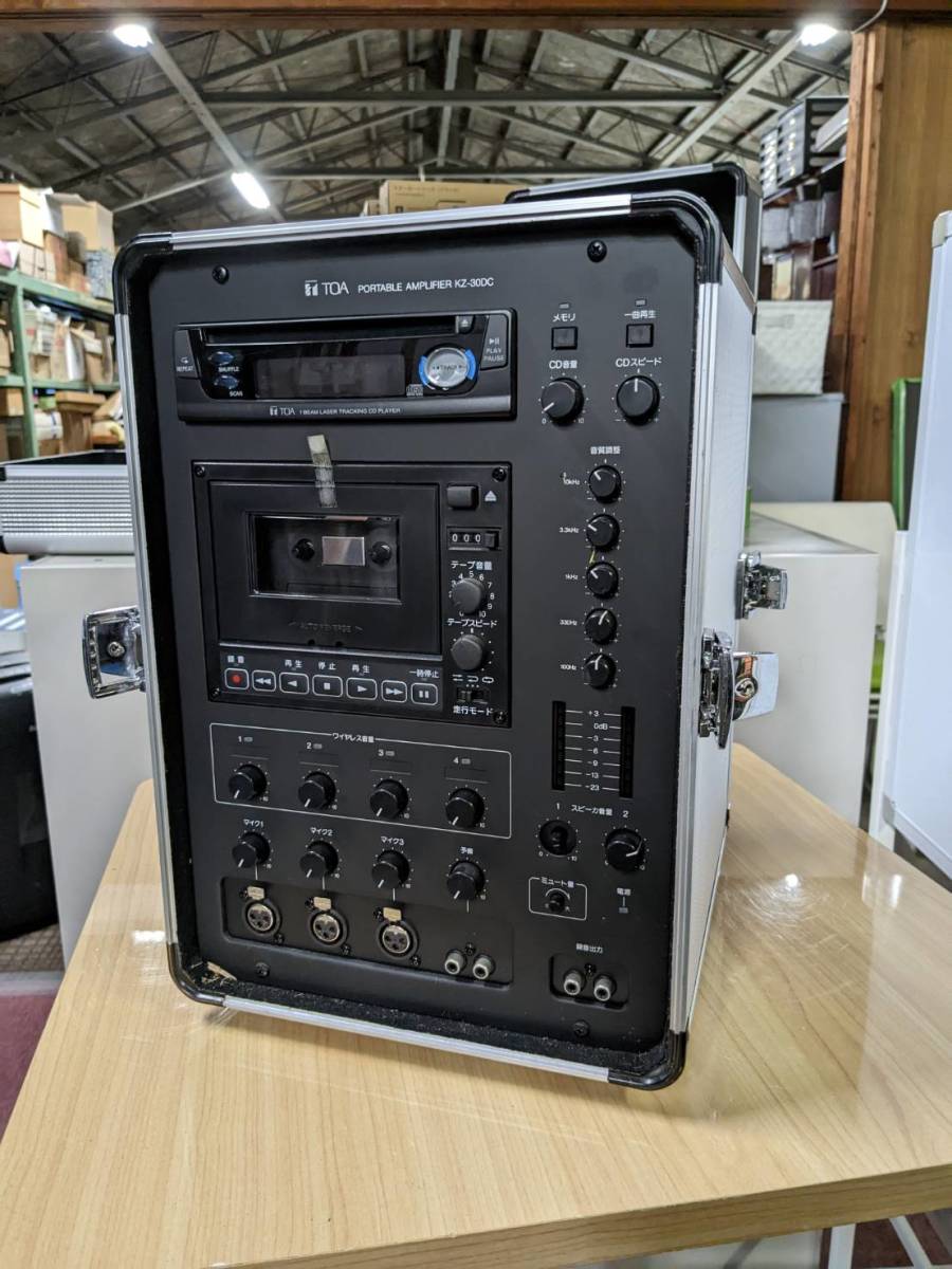 [ST023R] 　中古品　TOA　ティーオーエー KZ-30DC 移動用PAアンプ ポータルプルアンプ　現状販売 